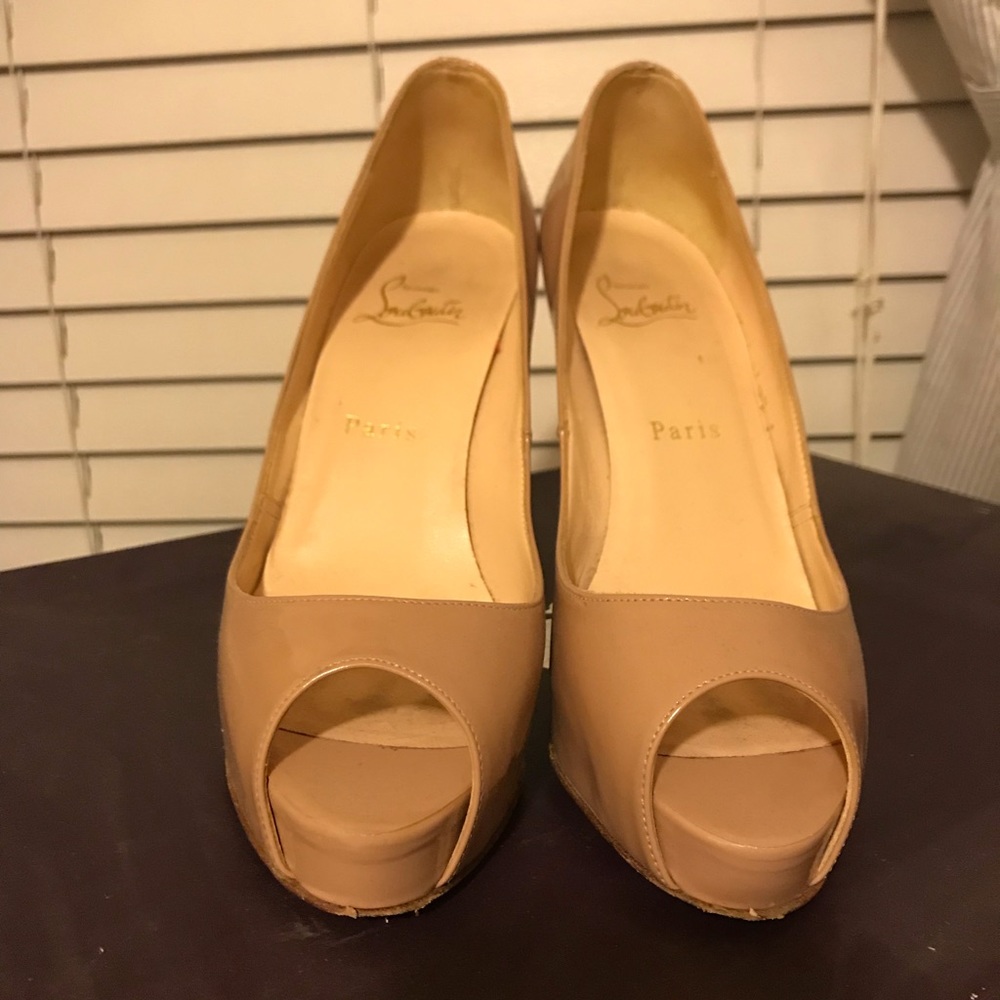 Peep Toe Christian Louboutin, size 37